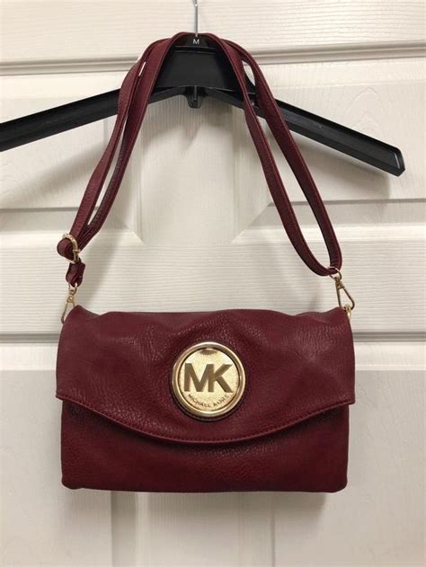 how to attach strap to michael kors bag|michael kors adjustable strap handbags.